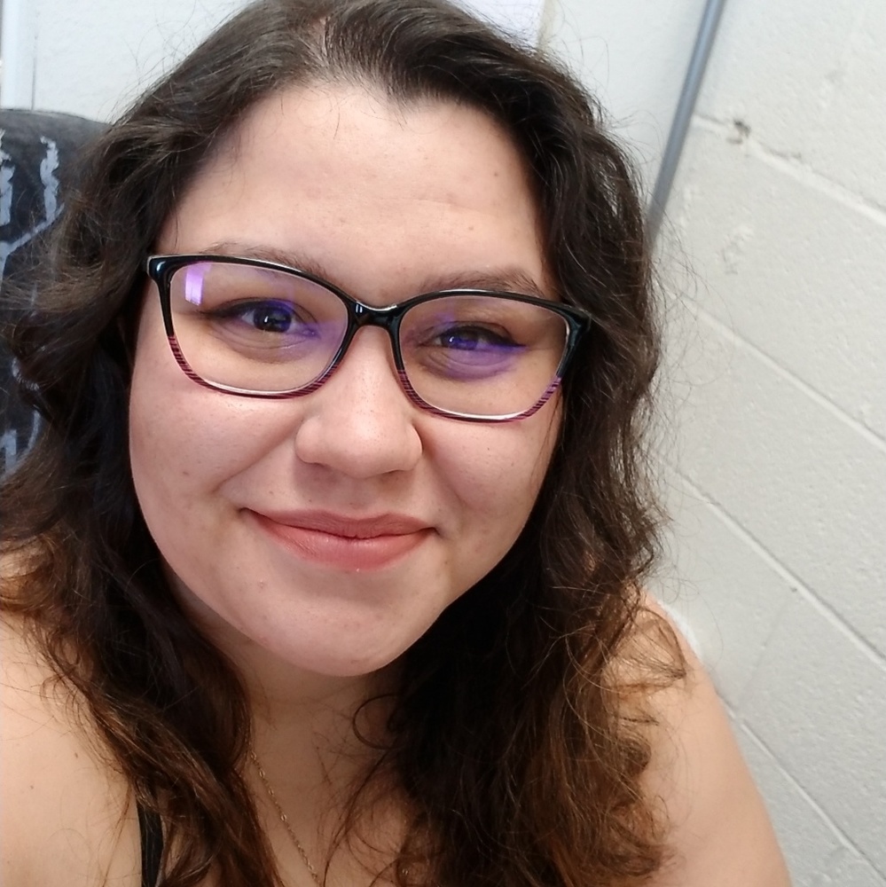 Meet your Posher, Dolores